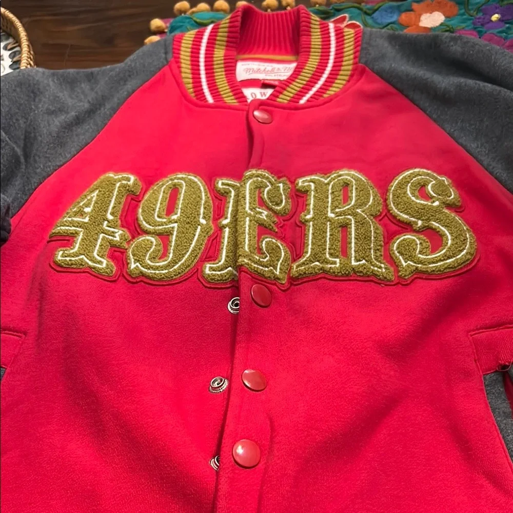 Mitchell & Ness Throwbacks Red Jacket - Picture 1 of 10